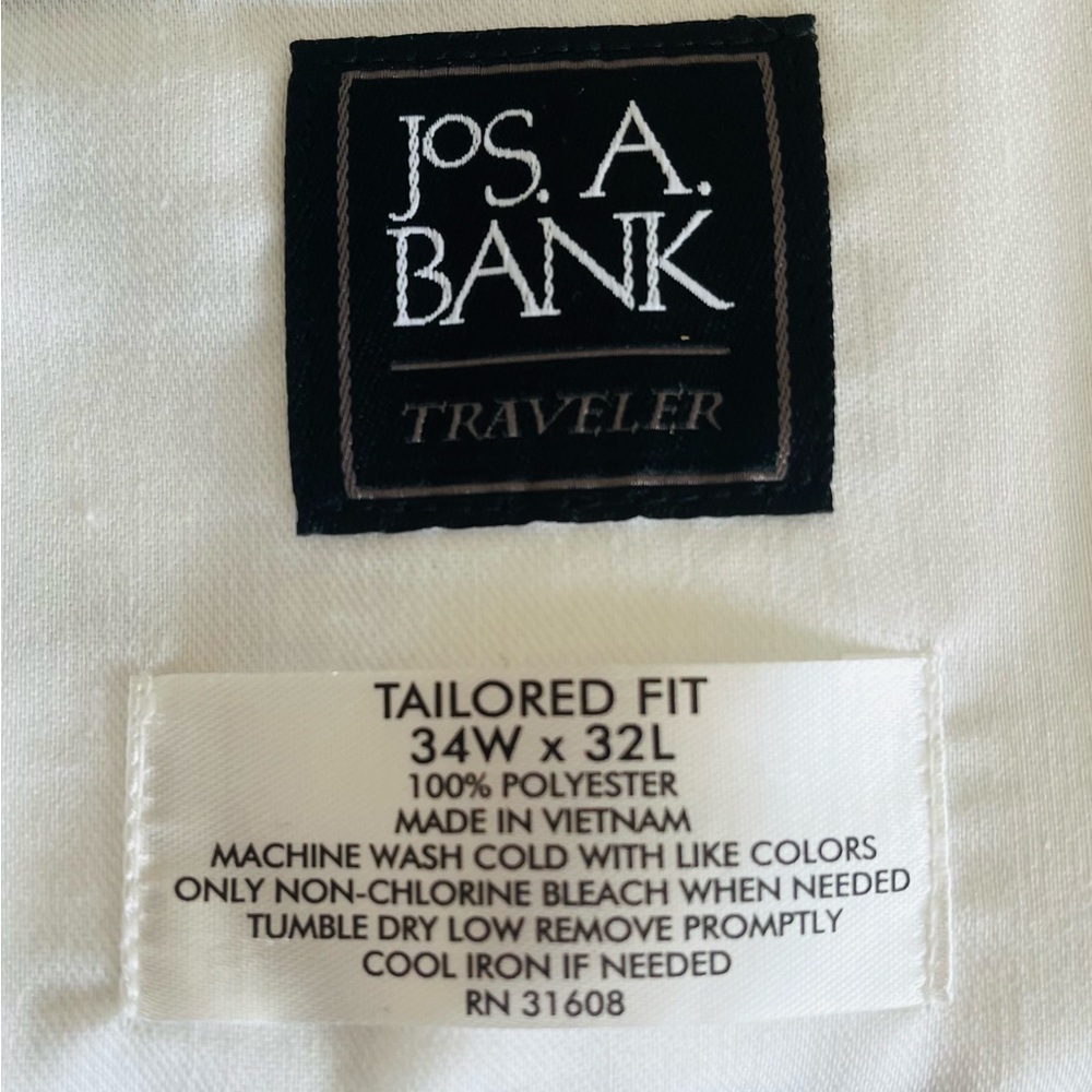 NWT Traveler Performance Tailored Fit Chinos Mens Size 34W X 32L - Picture 6 of 6